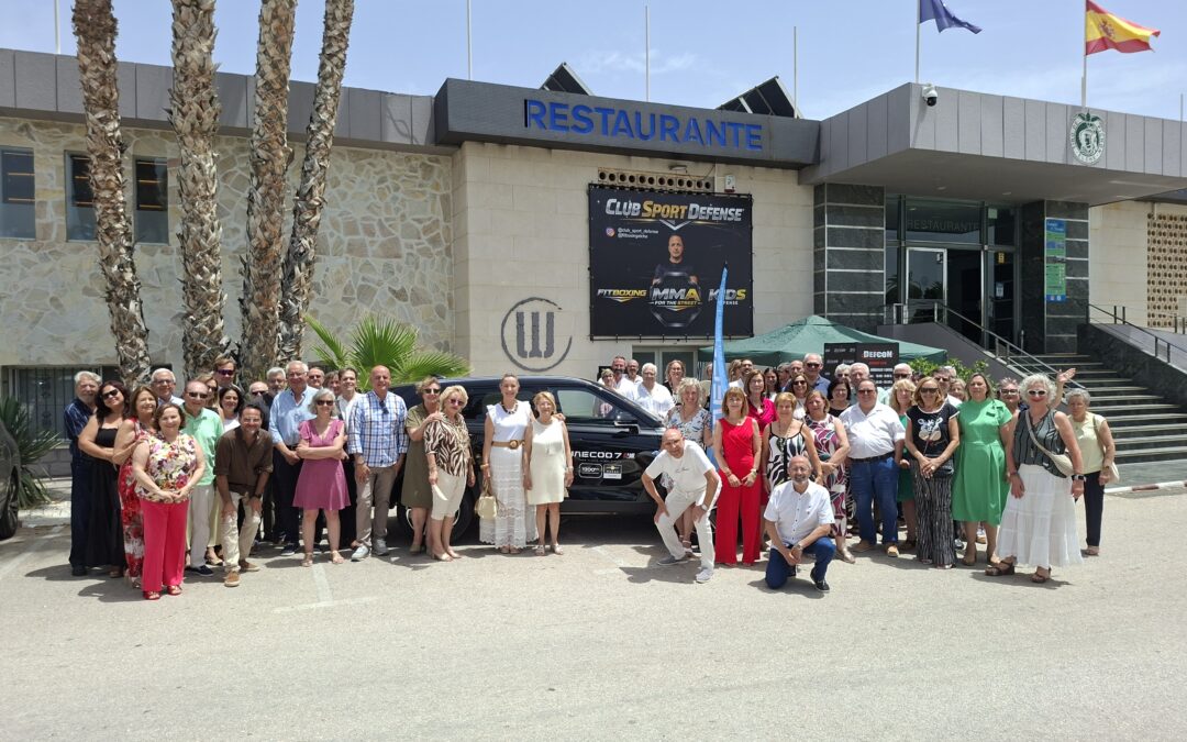 Alimotor Omoda y Jaecoo apoyó la comida solidaria de la asociación MIMS en Elche